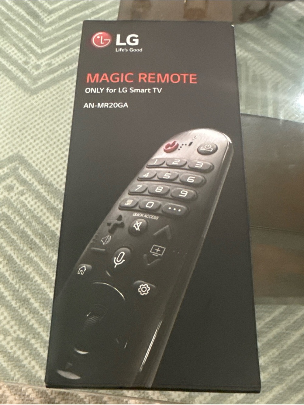 LG Magic Remote Packaging — Black
